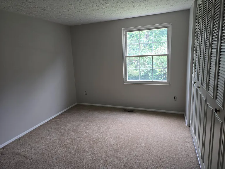 2724 Jupiter Dr — Photo 13