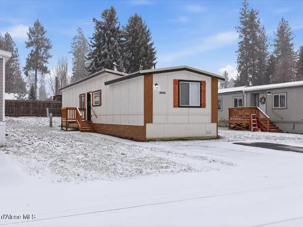 8310 W Meadow Brook Cir, Rathdrum, ID 83858