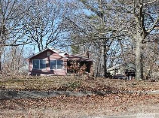 57 Fulton Blvd, Commack, NY 11725