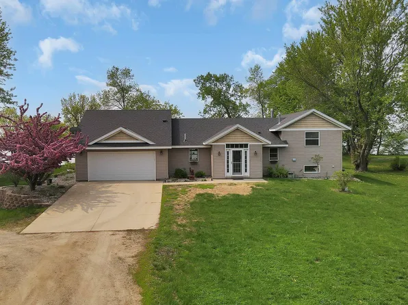 15693 154th St NE, New London, MN 56273