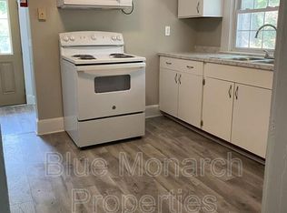 5249 Clearwater Lake Rd APT 4, Mount Holly, NC 28120