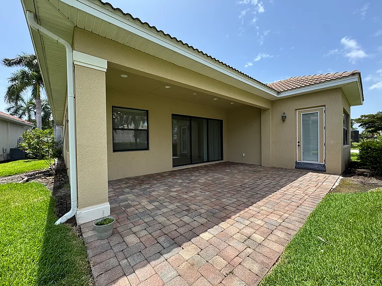 1520 Raffina Ct — Photo 26