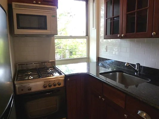 Rented by New York Quality Living Downtown | media 8