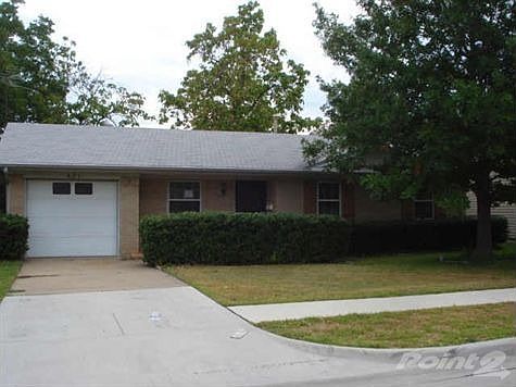 1st image of 421 Sweetbriar Dr