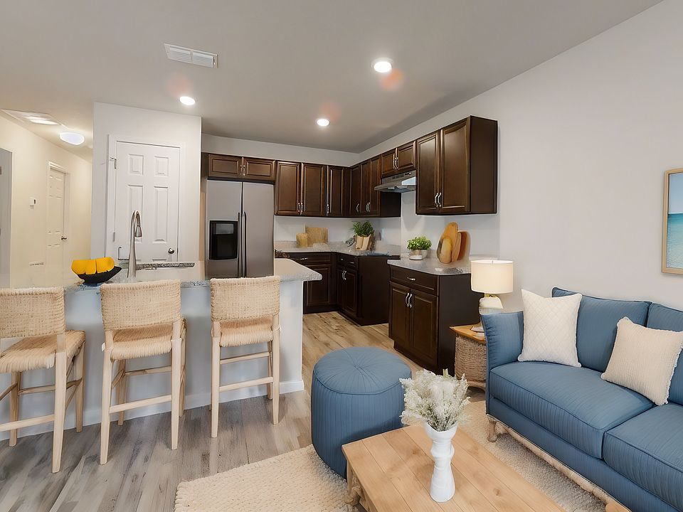 Virtual Staging AI - 1954-Villa-2-2-Side-View-of-Kitchen - September 11, 2024 10_22_09112024