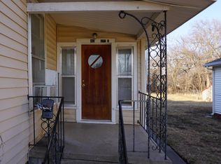417 E Walnut St APT B, Salina, KS 67401