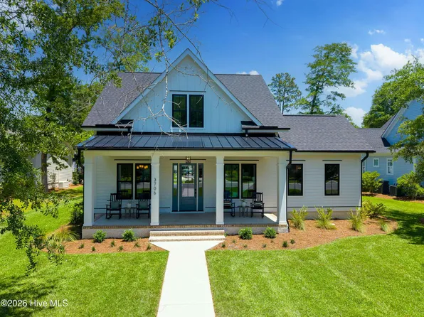 3706 Barnesmore Drive, Castle Hayne, NC 28429
