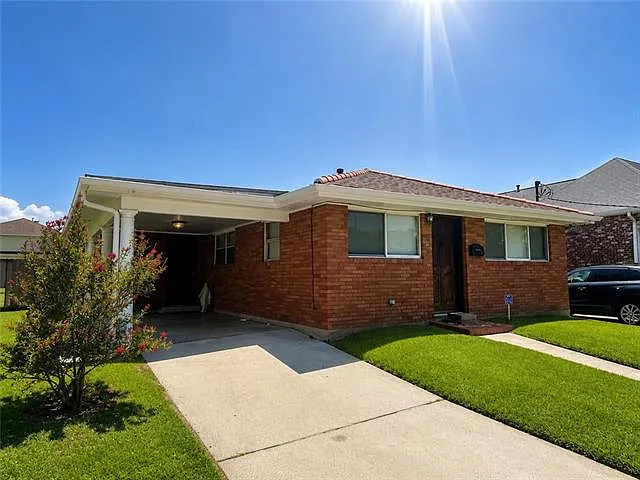 2 bed, 2.0 bath, 1000 sqft, $1,400 — Photo 2