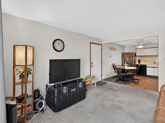 3rd image of 149 Jubilee Hill Dr Unit E