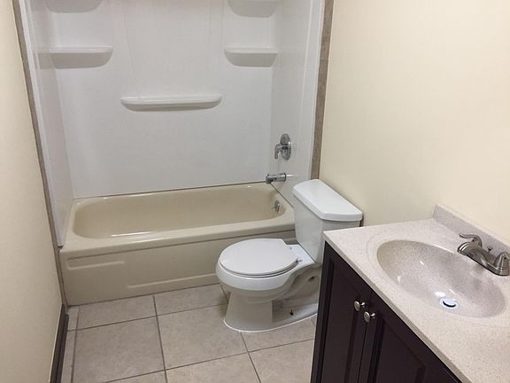 5th image of 11509 Valencia Dr APT A