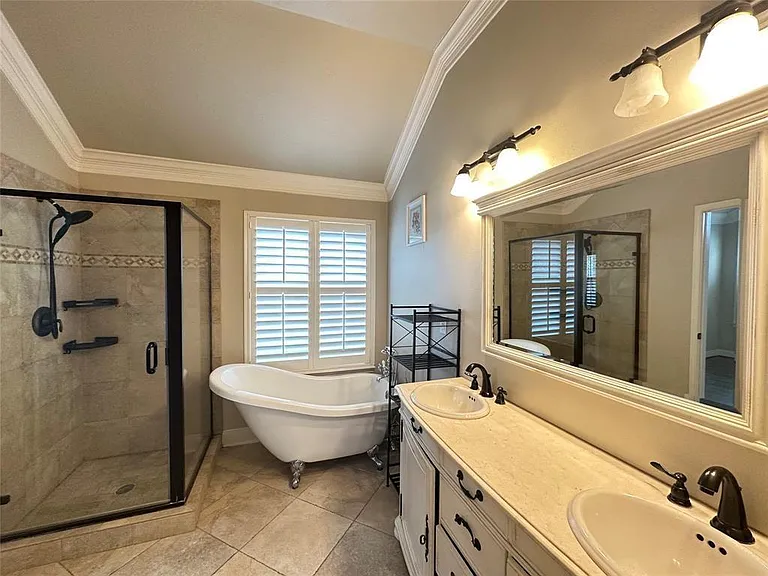 1526 Waterside Village Dr — Photo 12