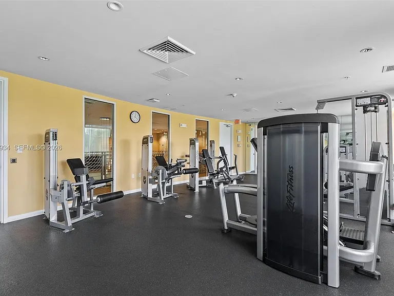 1755 Hallandale Beach Blvd #501E — Photo 20