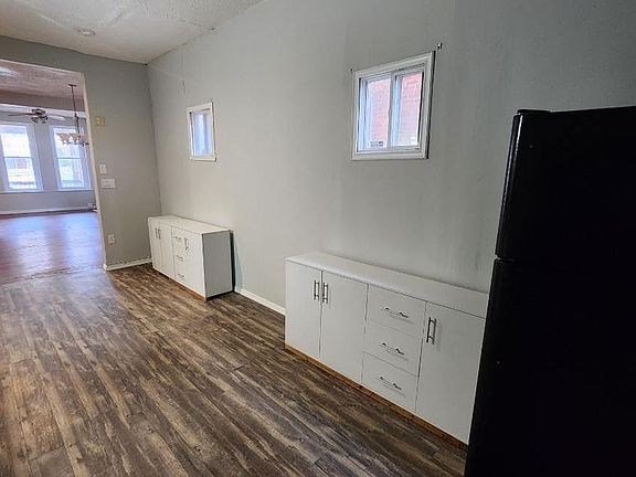 4th image of 602 Dallas St