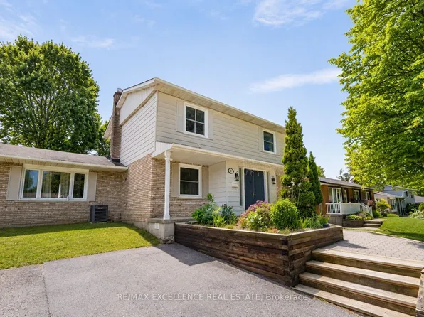27 Wadsworth Dr, Ingersoll, ON N5C 3L3