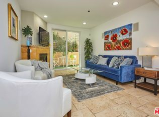 16123 W Sunset Blvd UNIT 102, Pacific Palisades, CA 90272