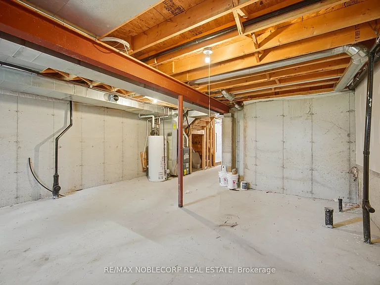 20 Peartree Ct — Photo 36