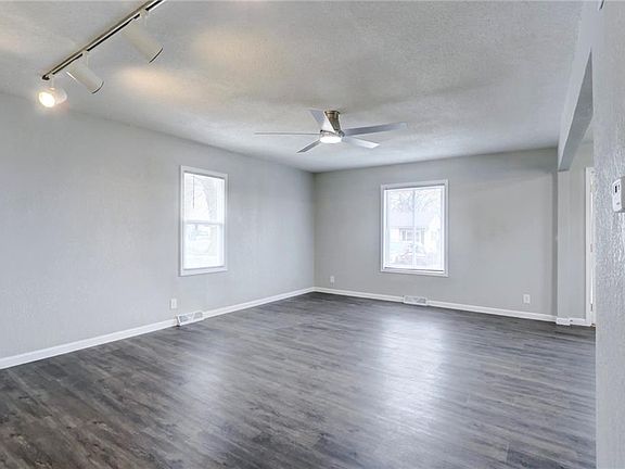 5th image of 1703 Tilden St