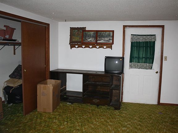 5th image of 2369 S Sunset Dr