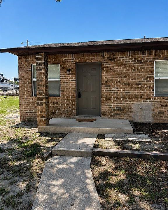 1st image of 1187-1187 Bentley Rd #1