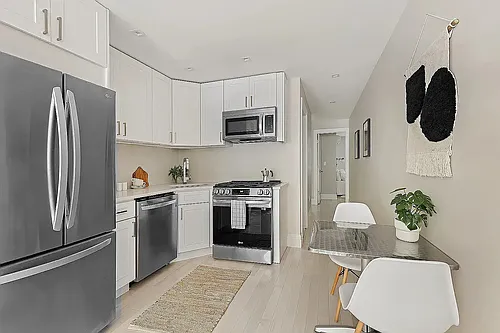 281 Jefferson Ave #1 Photo 1