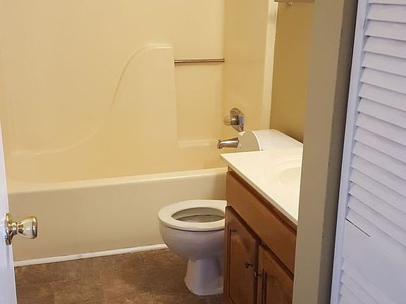 3rd image of 501 Eric Ave APT C21