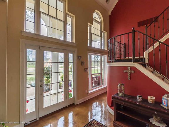 3rd image of 5039 Meadow Pointe Dr #D