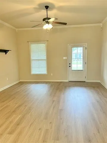 208 Knoll Pine Cir — Photo 3