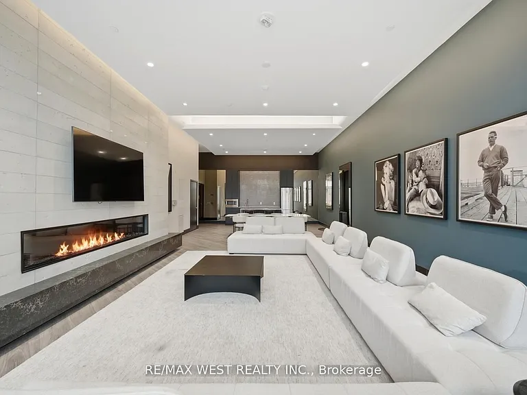 1808 Saint Clair Ave W #801 — Photo 22