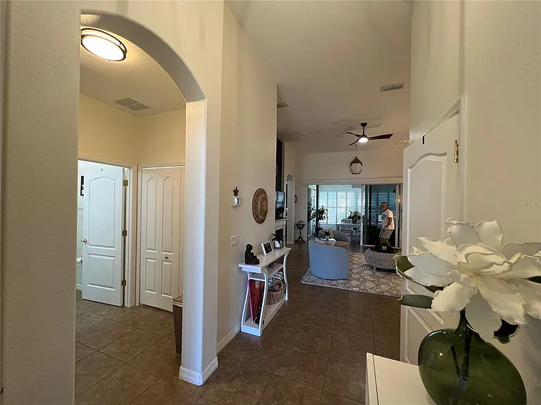 24401 Manchester Trl — Photo 5