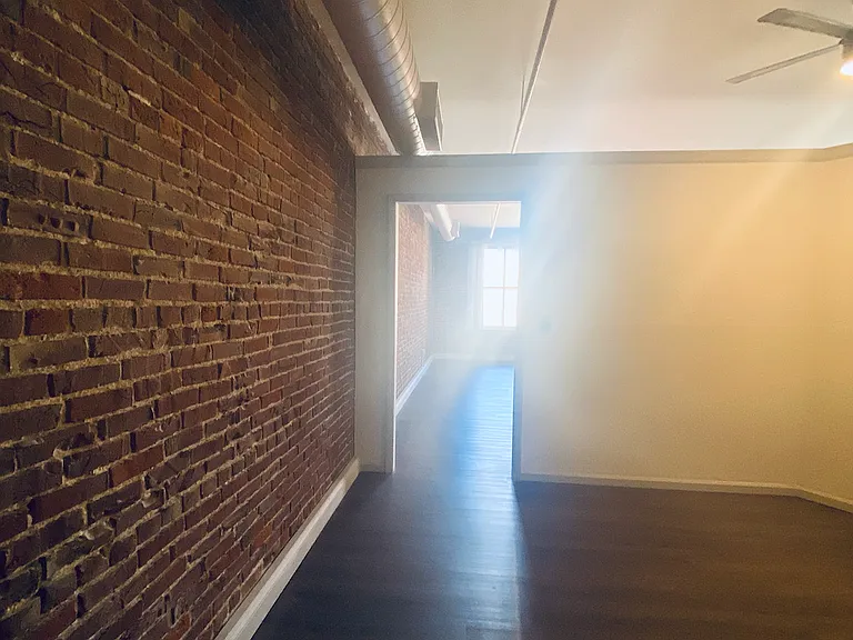 309 Delaware St #308 — Photo 6