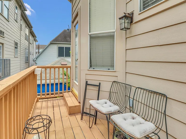 5320 Blossom St — Photo 12