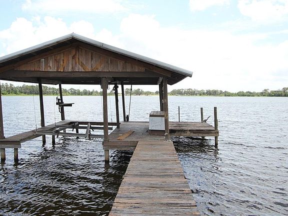 3rd image of 5318 N Huckleberry Lake Dr