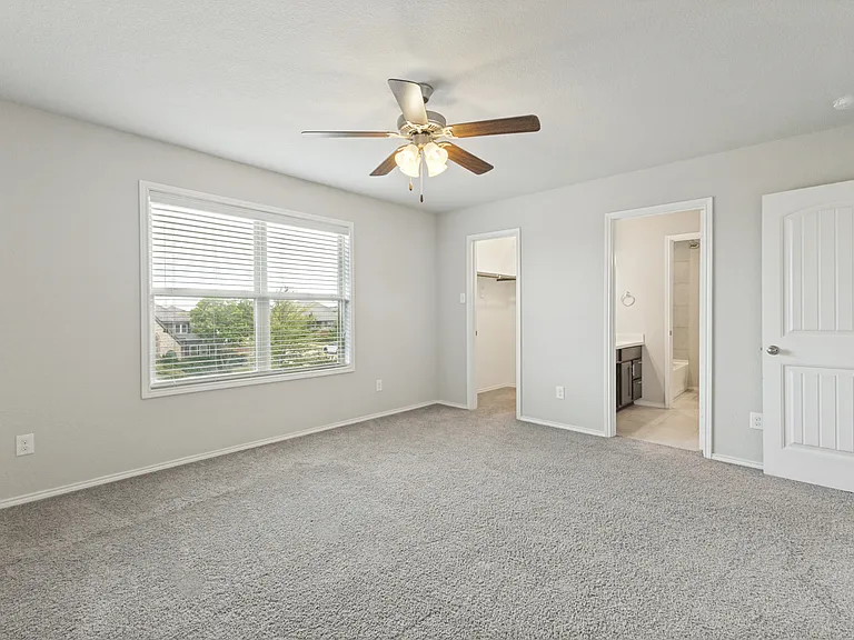 4400 Horsemint Cv — Photo 18