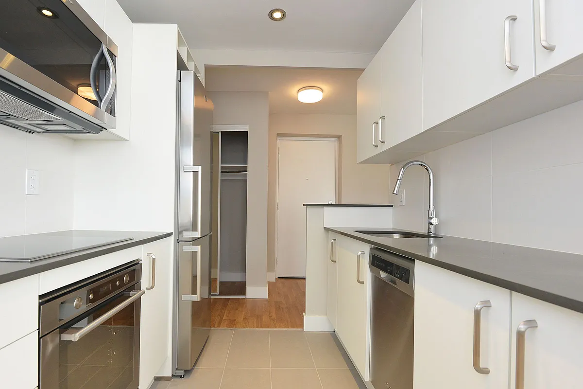 Building Photo - 25 Eccleston Dr #50031A-202