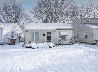 4533 Carnegie St, Wayne, MI 48184