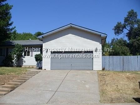 1st image of 12713 Manor Dr