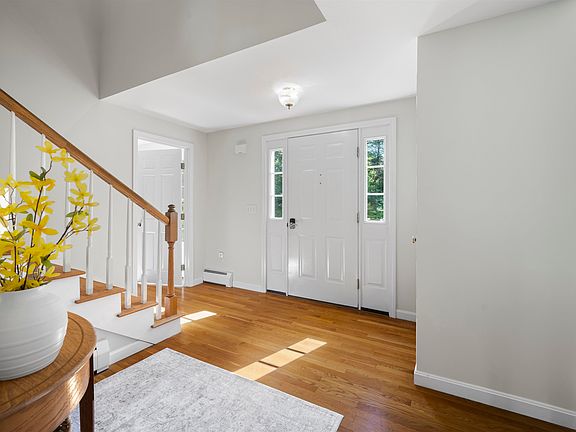 3rd image of 54 Beech Hill Road