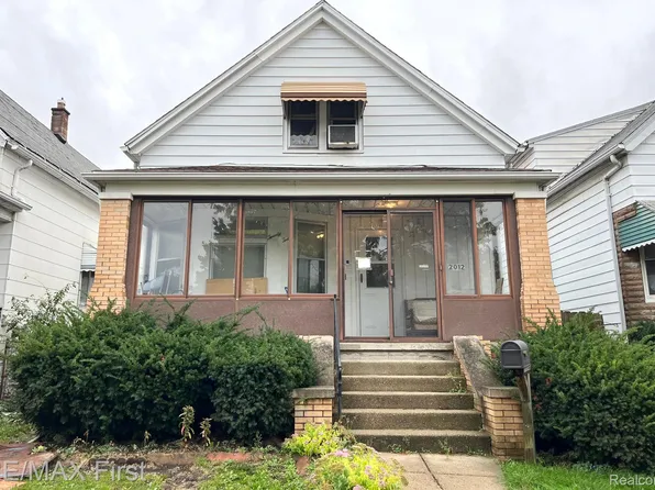 2012 Norwalk St, Hamtramck, MI 48212