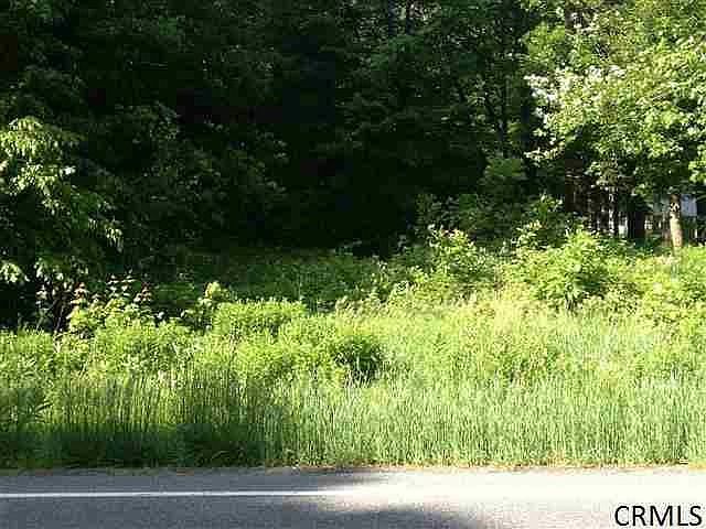 2nd image of 768 Carlton Rd