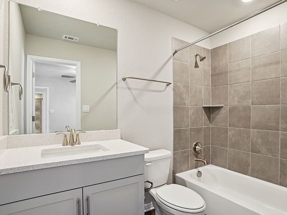 The Republic 575 Floorplan