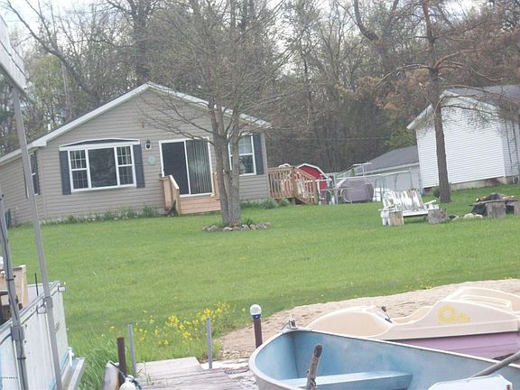 2nd image of 1570 Shane Dr