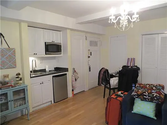 Rented by Tudor Realty | media 10