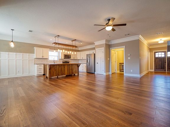 5th image of 3910 Sierra Ct
