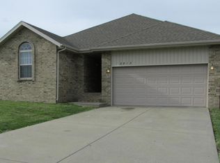 2813 W Garton Rd, Ozark, MO 65721