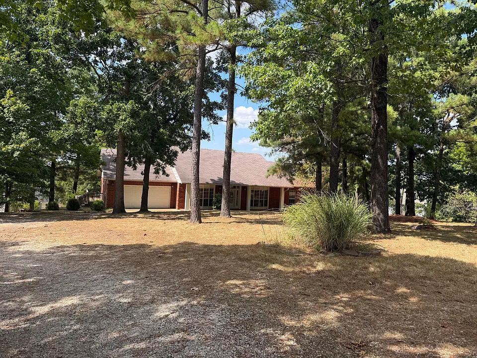 150 W Skyline Dr