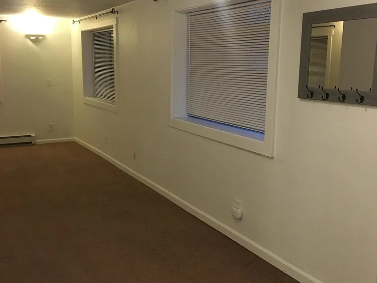 2703 Tremont St — Photo 9