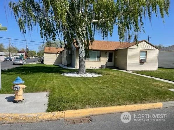 106 D Street SE, Ephrata, WA 98823