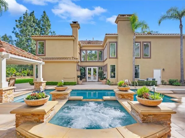 18 Clear Crk, Irvine, CA 92620