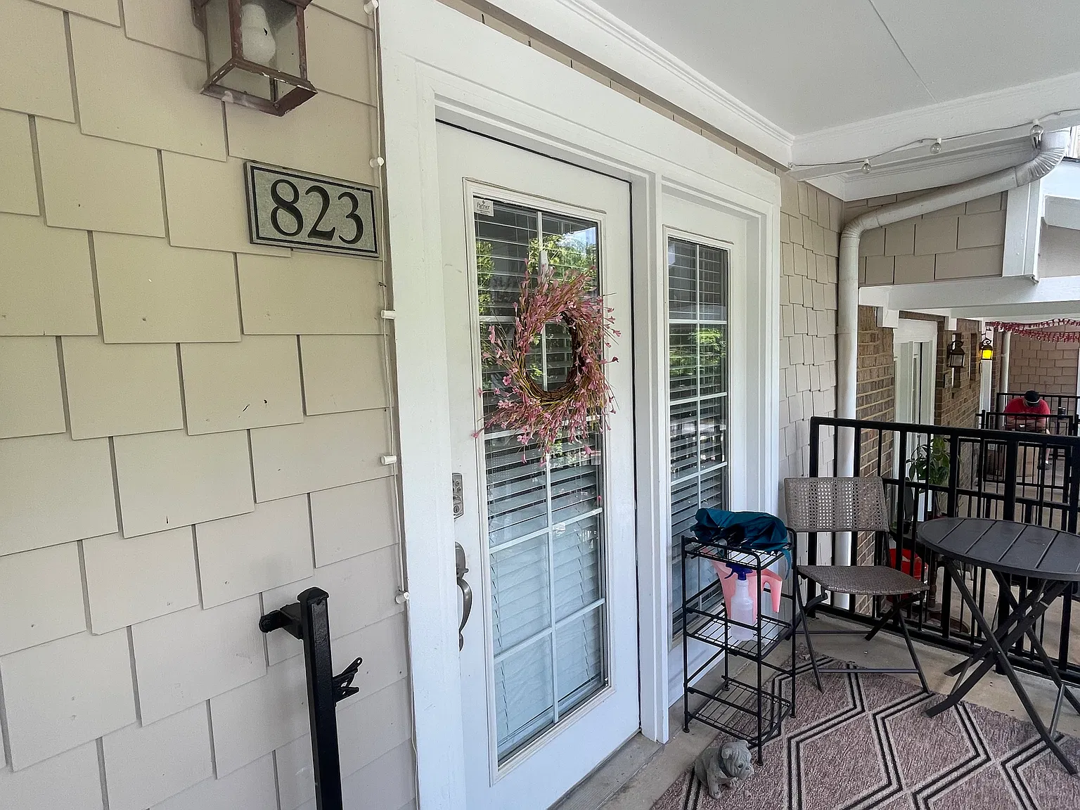 2 bed, 2.5 bath, 1168 sqft, $1,650 — Photo 2