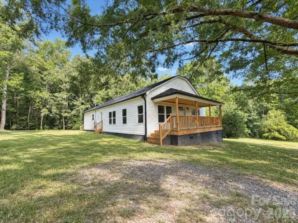 1450 Zion Church Rd, Gold Hill, NC 28071